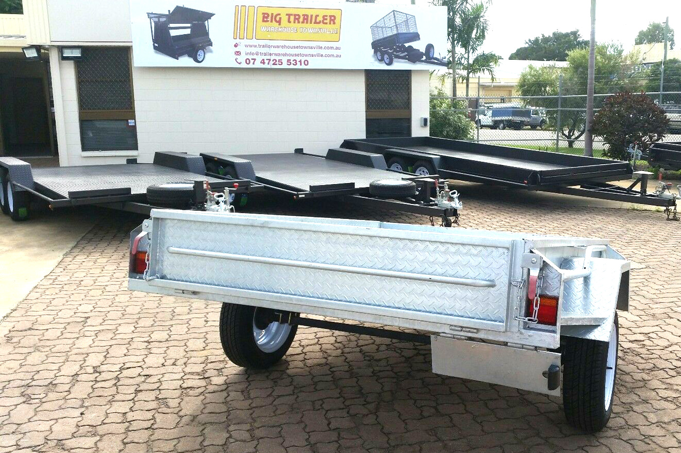 7x5 Single Axle Galvanised Box Trailer for Sale in Townsville